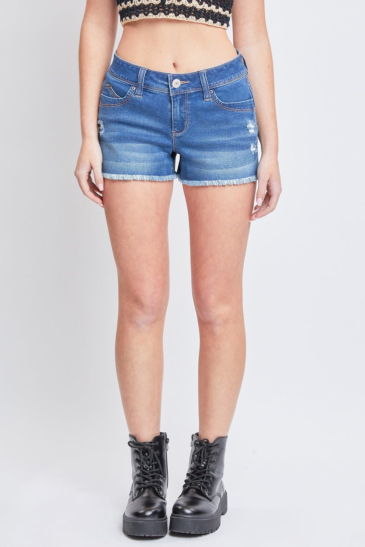 Women's WannaBettaButt Low Rise Frayed Shorts