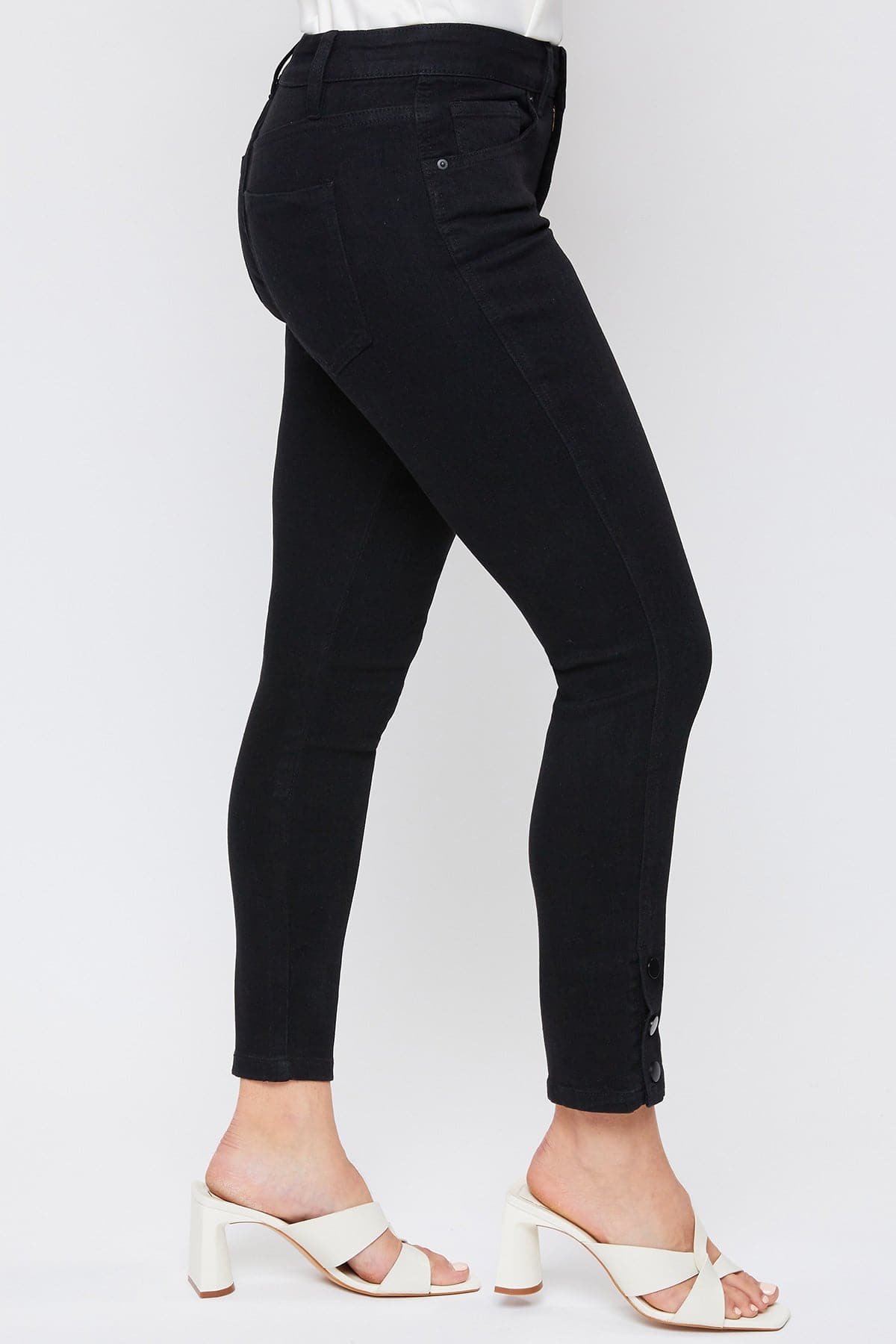 W Black