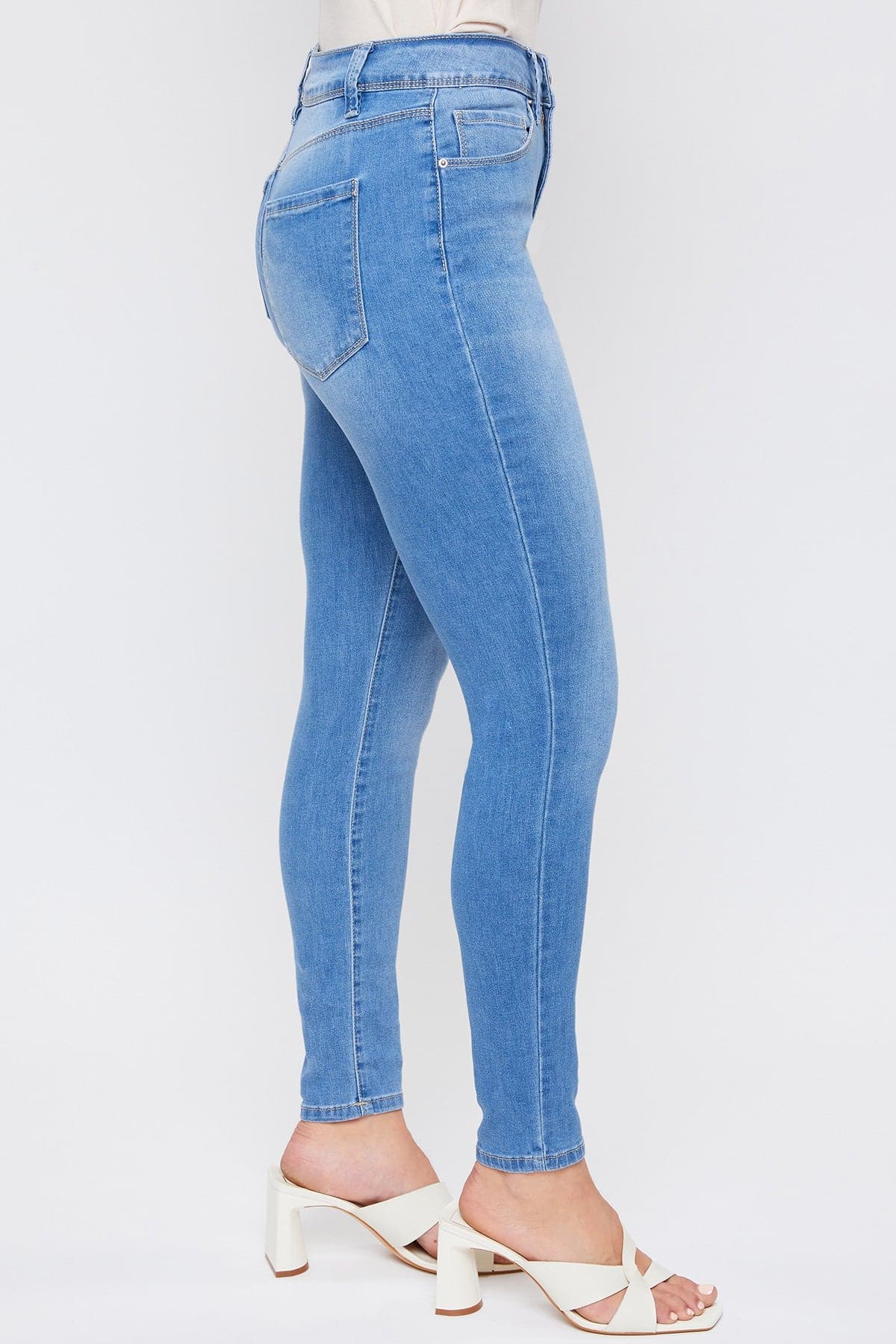 Women's Essential High Rise Skinny Jean