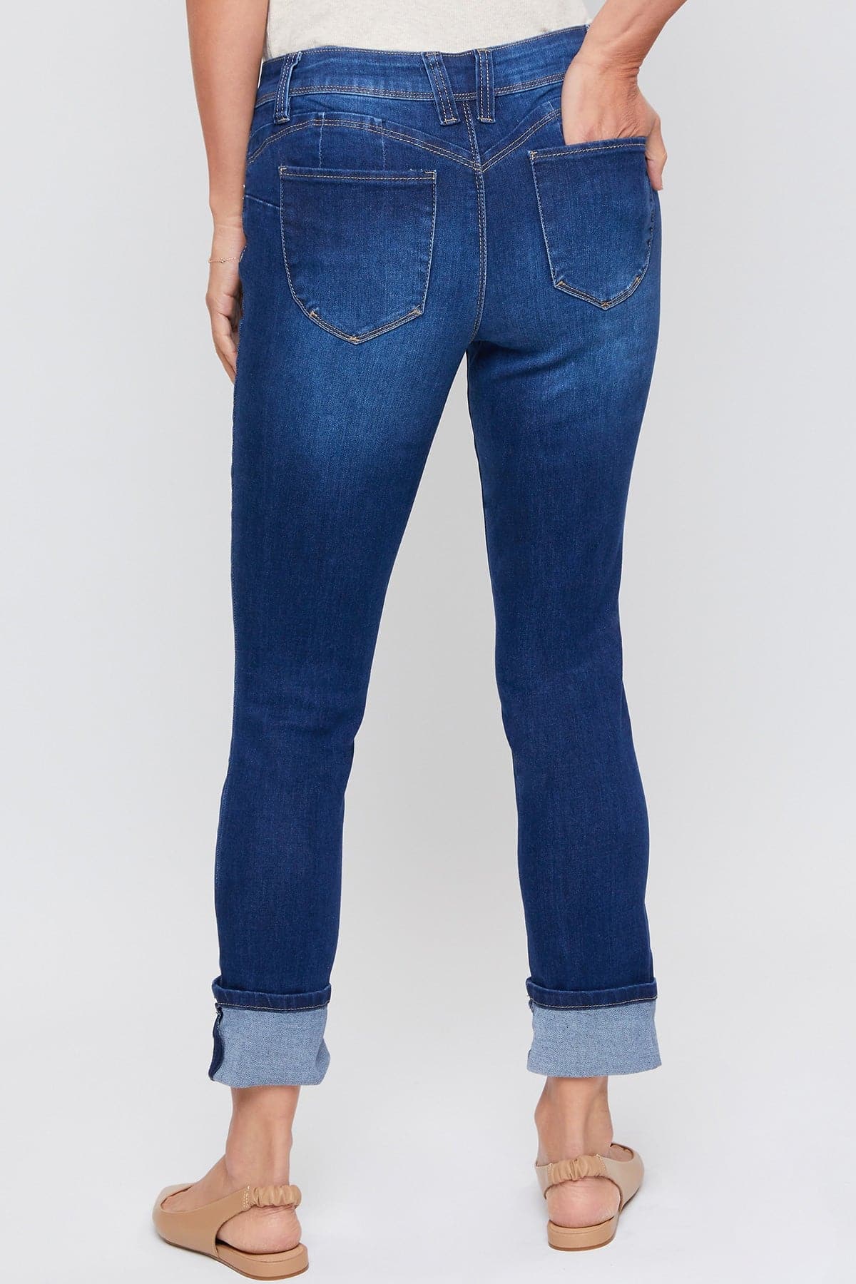 Women's Sustainable WannaBettaButt Mega Cuff Ankle Jeans