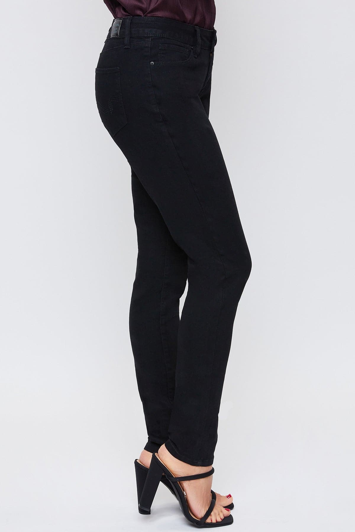 Women's Secrets Mid Rise Skinny Jean