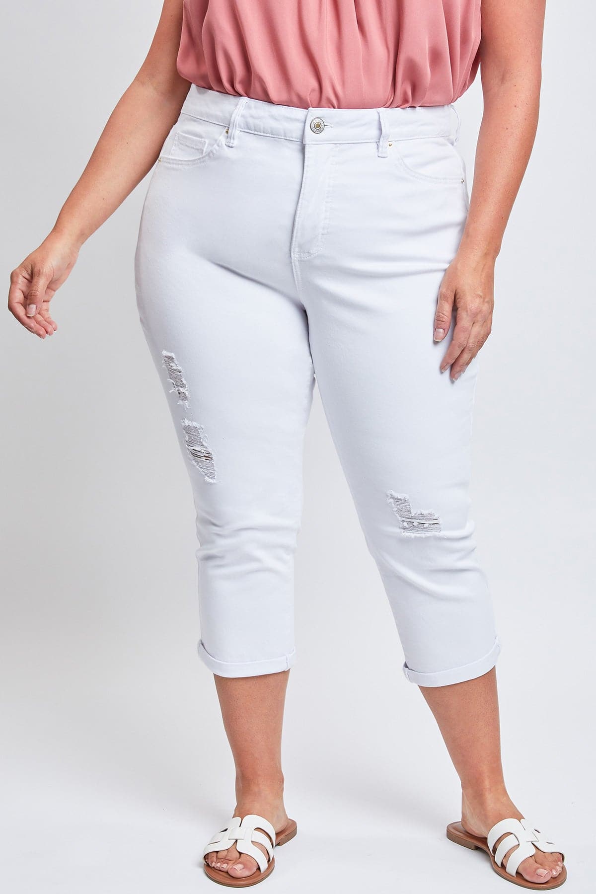 Women's Plus Size Essential Cuff Capri Jeans