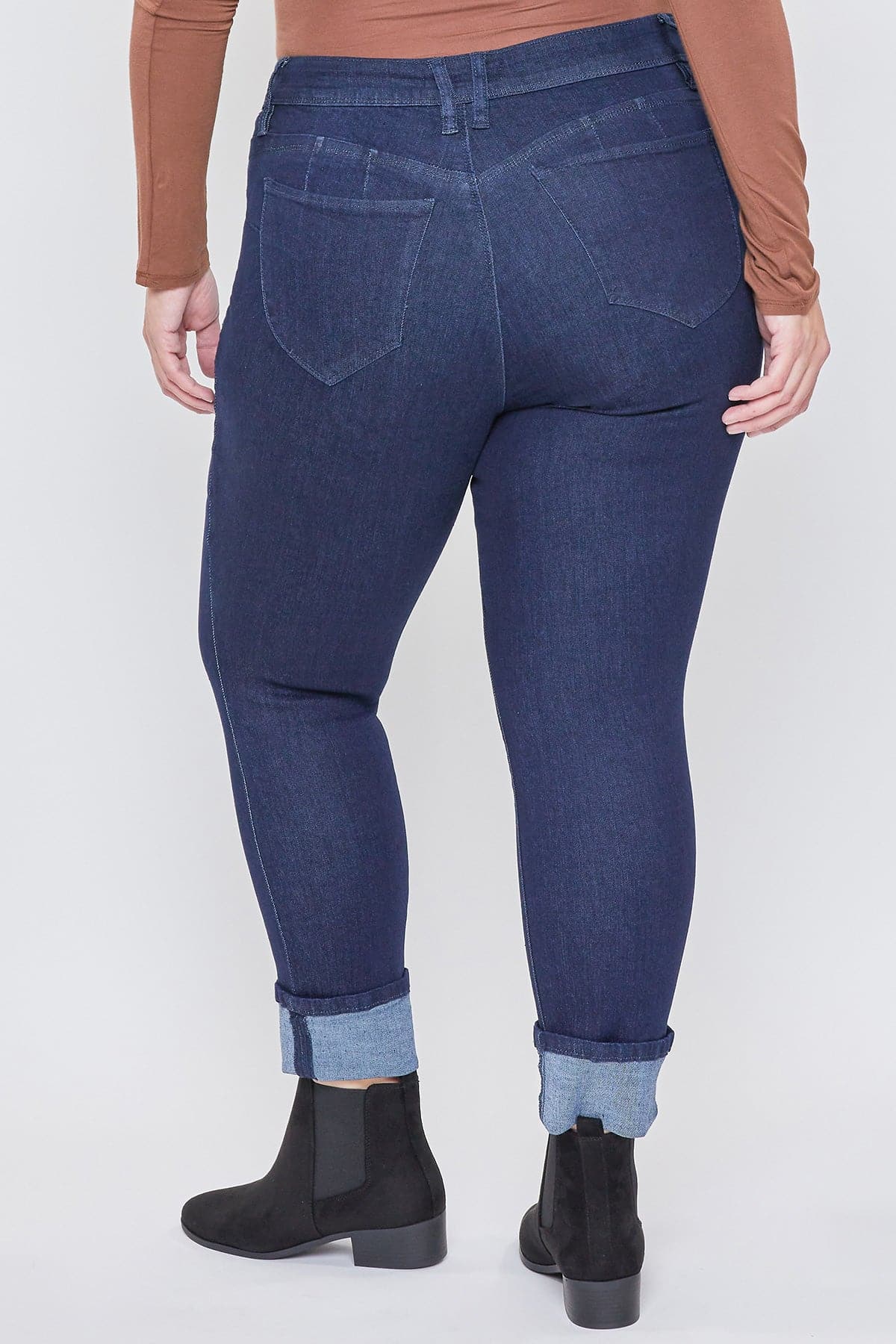 D Dark Blue